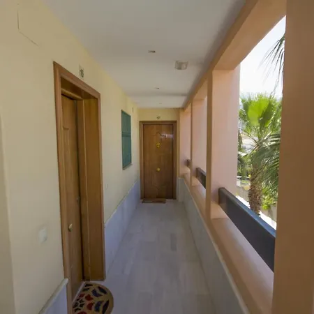 Albi B&B Burriana Beach Nerja Esterno foto